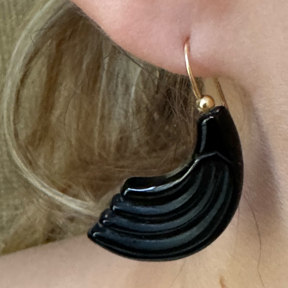 14k real slid gold onyx earrings